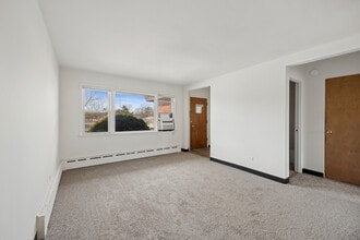 1211 Homestead Rd in La Grange Park, IL - Building Photo - Building Photo