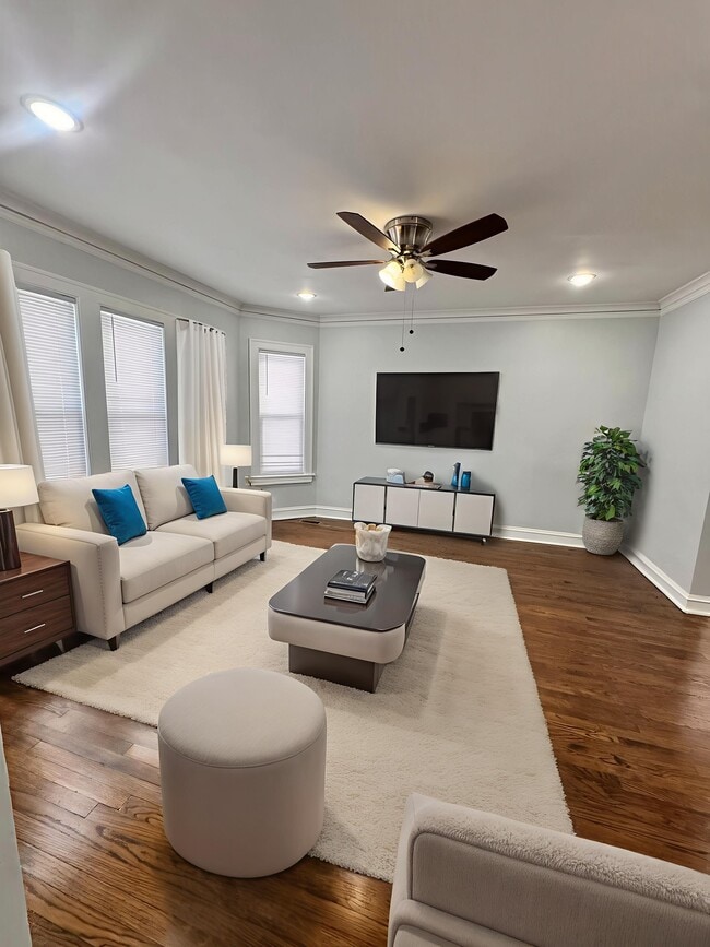 property at 2950 N Lowell Ave