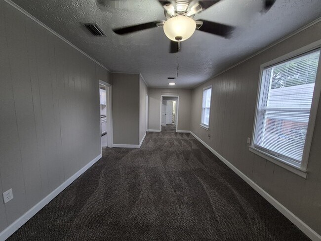 6109 Lynnwood Ave in Jacksonville, FL - Building Photo - Building Photo