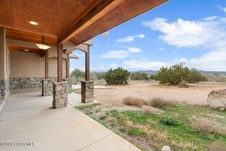 815 Paniolo Way in Paulden, AZ - Building Photo - Building Photo