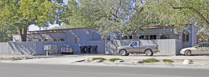 307-311 Yale Blvd SE in Albuquerque, NM - Building Photo - Building Photo