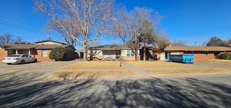 2318 33rd St in Lubbock, TX - Building Photo