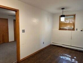1325 Fair Street, Unit #3 in Mankato, MN - Building Photo - Building Photo