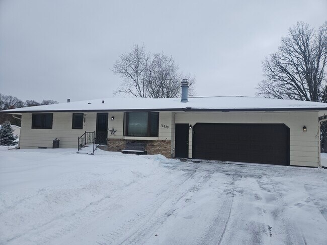 13630 268th Ave in Zimmerman, MN - Building Photo - Building Photo