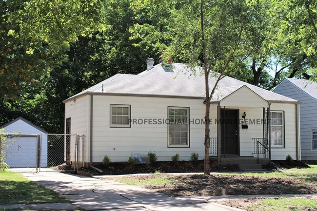 property at 1128 Dellrose