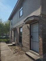 513 W Matz Ave in Harlingen, TX - Building Photo