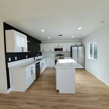 1108 Cunningham Dr in Las Vegas, NV - Building Photo - Building Photo