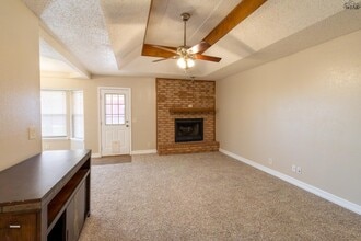 505 W Coleman Ave in Iowa Park, TX - Building Photo - Building Photo