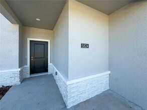 5824 Meditation Dr in Clermont, FL - Building Photo - Building Photo