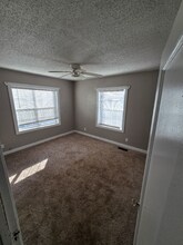 1523 N Barta Ave in Prague, OK - Foto de edificio - Building Photo