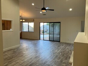 3600 Thomas More Way in Modesto, CA - Building Photo - Building Photo