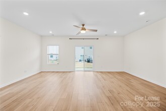7145 Bentz St in Charlotte, NC - Building Photo - Building Photo