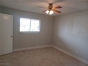 913 Gleason Pkwy in Cape Coral, FL - Building Photo - Building Photo
