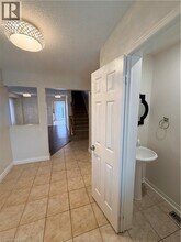 231 Sherwood Rd in Milton, ON - Building Photo - Building Photo