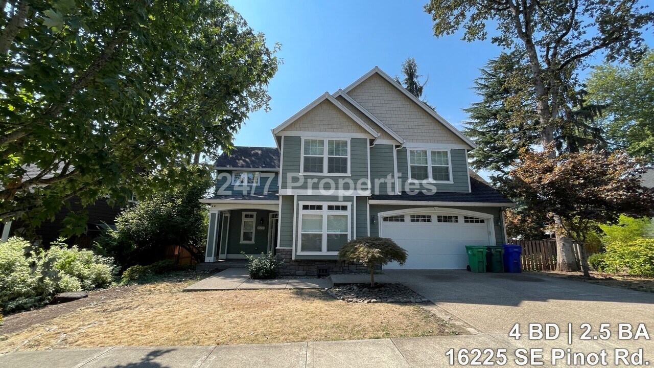 16225 SE Pinot Rd in Milwaukie, OR - Building Photo