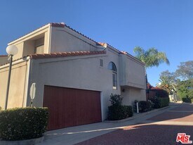 10740 National Blvd in Los Angeles, CA - Building Photo