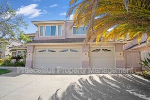 639 Port Dunbar in Chula Vista, CA - Building Photo