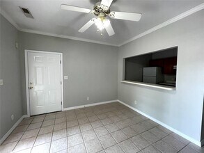 110 N School Ave in Fayetteville, AR - Building Photo - Building Photo