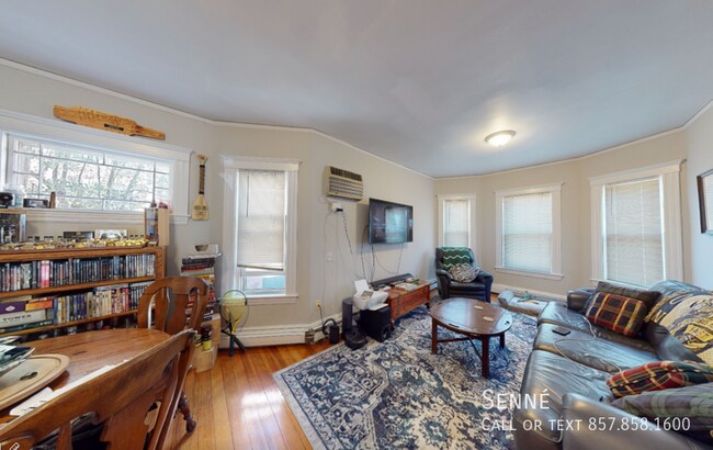 property at 7 Chapman Pl