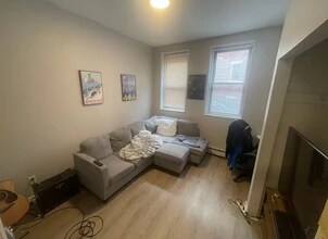 65 Joy St, Unit 1 in Boston, MA - Building Photo - Building Photo