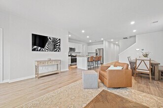 13309 Silver Blazer Dr in Buda, TX - Building Photo - Building Photo