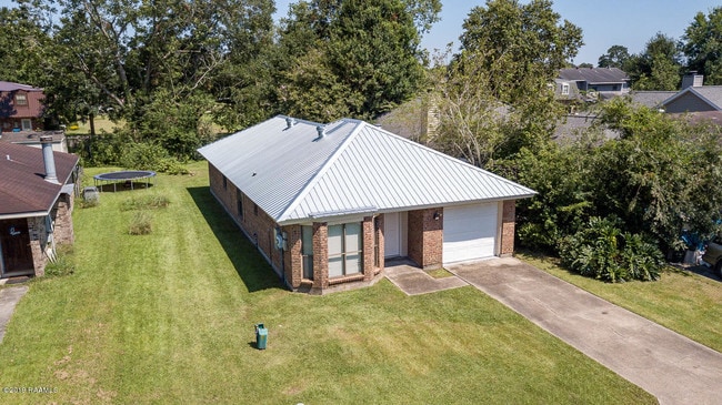 142 Sandest Dr in Lafayette, LA - Building Photo - Building Photo