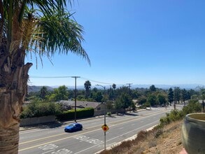 13730 Mindora Ave in Los Angeles, CA - Building Photo - Building Photo