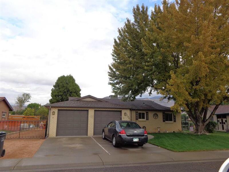 137 Sunset Cir in Palisade, CO - Building Photo