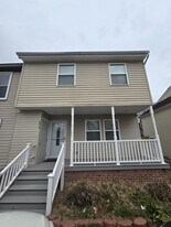 5413 Woburn Ln in Virginia Beach, VA - Building Photo