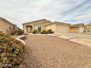 13981 Sandy Rock Dr in El Paso, TX - Building Photo - Building Photo
