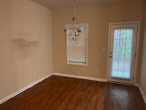 6183 Neuse Wood Dr in Raleigh, NC - Building Photo - Building Photo