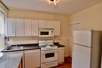 226 Jamaicaway, Unit 4 in Boston, MA - Building Photo - Building Photo