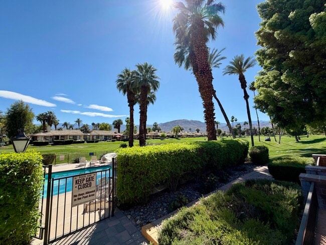 257 Calle Del Verano in Palm Desert, CA - Building Photo - Building Photo