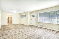 2318 Ousley Ct photo'