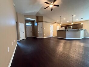 233 Croft Cir in Crestview, FL - Building Photo - Building Photo