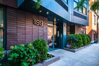 Lookout Hill Condominium in Brooklyn, NY - Building Photo - Building Photo