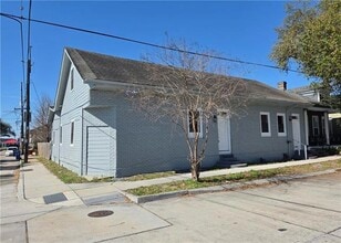 2102 Josephine St in New Orleans, LA - Building Photo - Building Photo