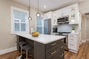 23 Howard St, Unit 2 in Cambridge, MA - Building Photo