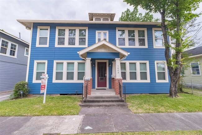 property at 1603 Alamo St