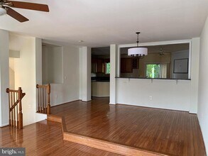 5150 Ballycastle Cir in Alexandria, VA - Building Photo - Building Photo