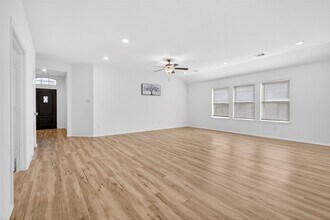 5402 Still Creek Ranch Dr in Richmond, TX - Building Photo - Building Photo