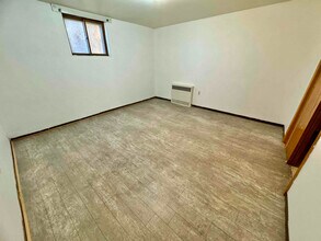 302 W 7th St in McCook, NE - Building Photo - Building Photo
