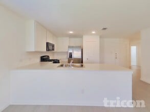 1616 Parlier St in McKinney, TX - Foto de edificio - Building Photo