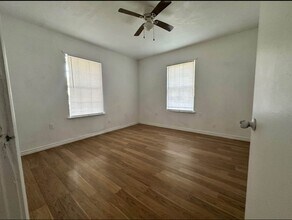 1101 S 3rd St in Temple, TX - Building Photo - Building Photo