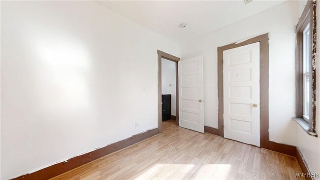 property at 173 Grote St