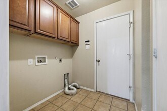 5917 Stone Mountain Rd in The Colony, TX - Building Photo - Building Photo