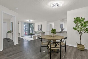 7606 Pissarro Dr in Orlando, FL - Building Photo