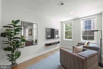 43442 Croson Ln in Ashburn, VA - Building Photo - Building Photo