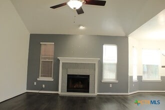 4205 Pepper Mill Hollow in Killeen, TX - Foto de edificio - Building Photo