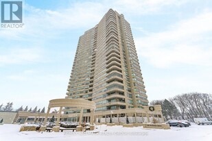 1480 Riverside Dr. in Ottawa, ON - Building Photo